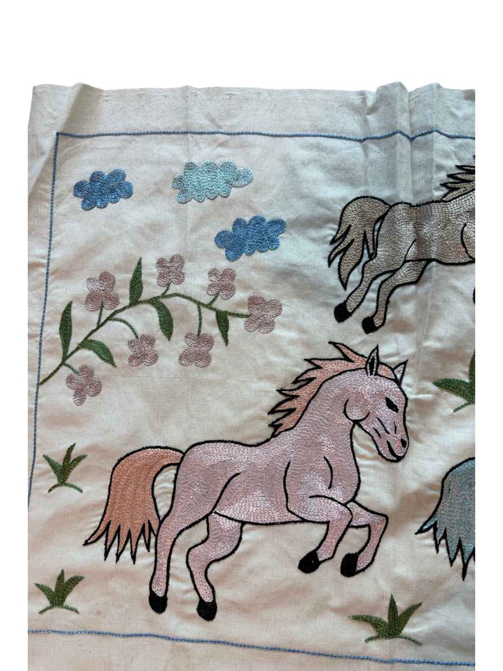 At Desenli İşlemeli Suzani 50 x 140 cm