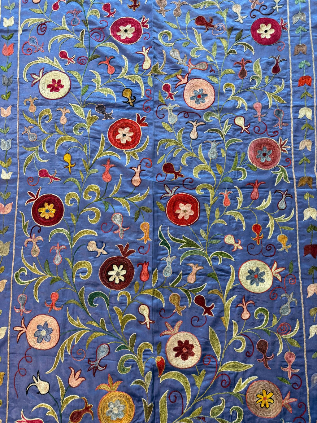 Özbek Mavi Nar Desenli Suzani 102 x 192 cm
