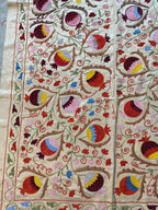 Semerkant Bej Nar Desenli İşlemeli Suzani Duvar Örtüsü 194 x 190 cm