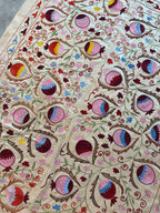 Semerkant Bej Nar Desenli İşlemeli Suzani Duvar Örtüsü 194 x 190 cm