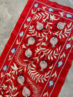 Kırmızı Nar Desenli İşlemeli Suzani Duvar Örtüsü 52 x 190 cm