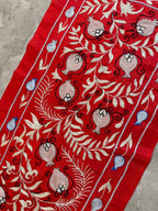 Kırmızı Nar Desenli İşlemeli Suzani Duvar Örtüsü 52 x 190 cm