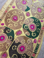 Vintage Sarı Madalyon Desenli El İşlemesi Suzani Duvar Örtüsü 200 x 420 cm