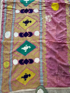 Vintage Pembe Seccade Desenli İşlemeli Suzani Duvar Örtüsü 147 x 225 cm