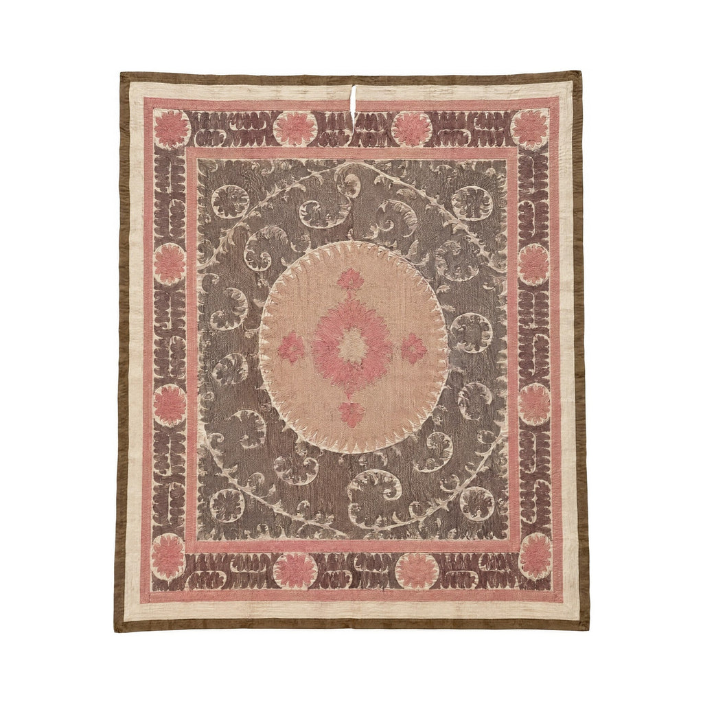 Vintage Kahverengi Madalyon Desenli İşlemeli Suzani Duvar Örtüsü 132 x 163 cm